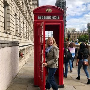 Meet your Posher, Andrea